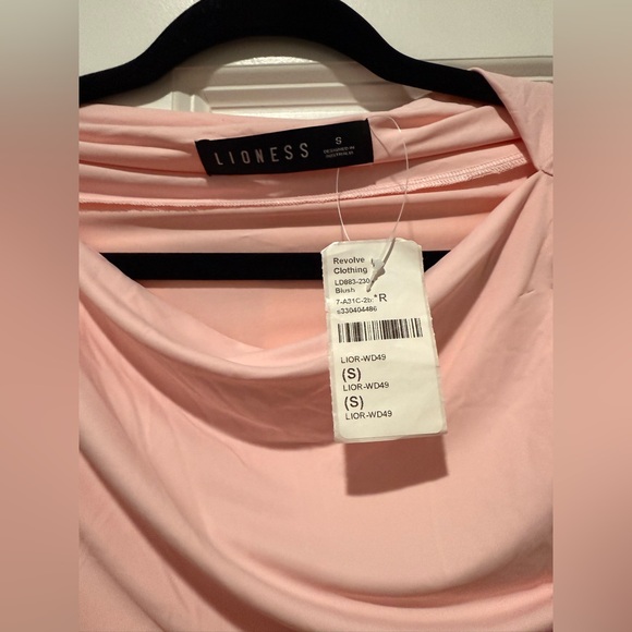 Lioness Long-Sleeve Blush Dress - Picture 9 of 13